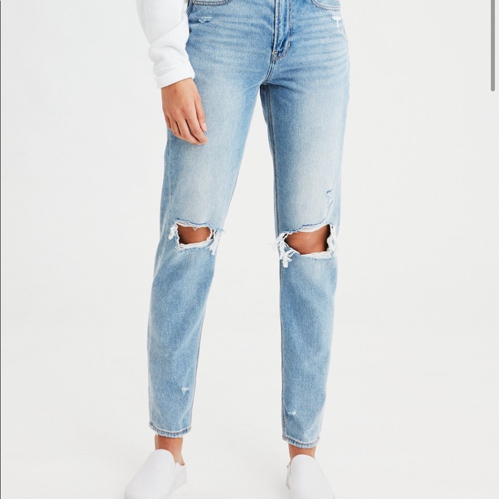 american eagle ripped mom jeans